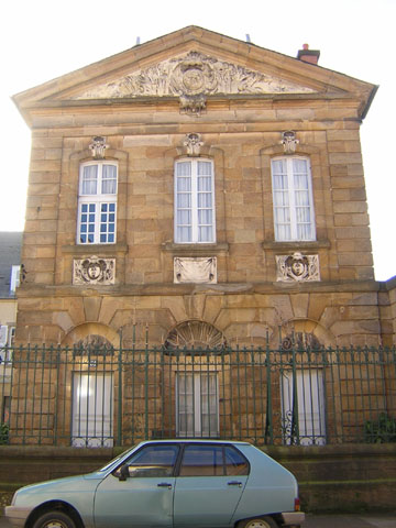 7-02-2004 - 10h47
81 rue de Bourgogne
Moulins 03000
Château d'eau de 1759
Photo numérique : Francis CAHUZAC